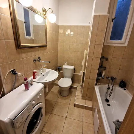 Apartment Centre